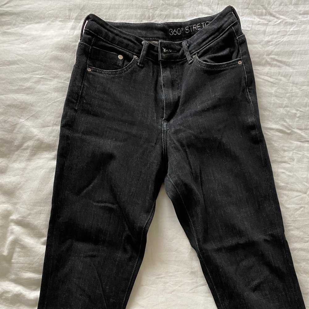 H&M Black High-Rise 360 Stretch Jeans